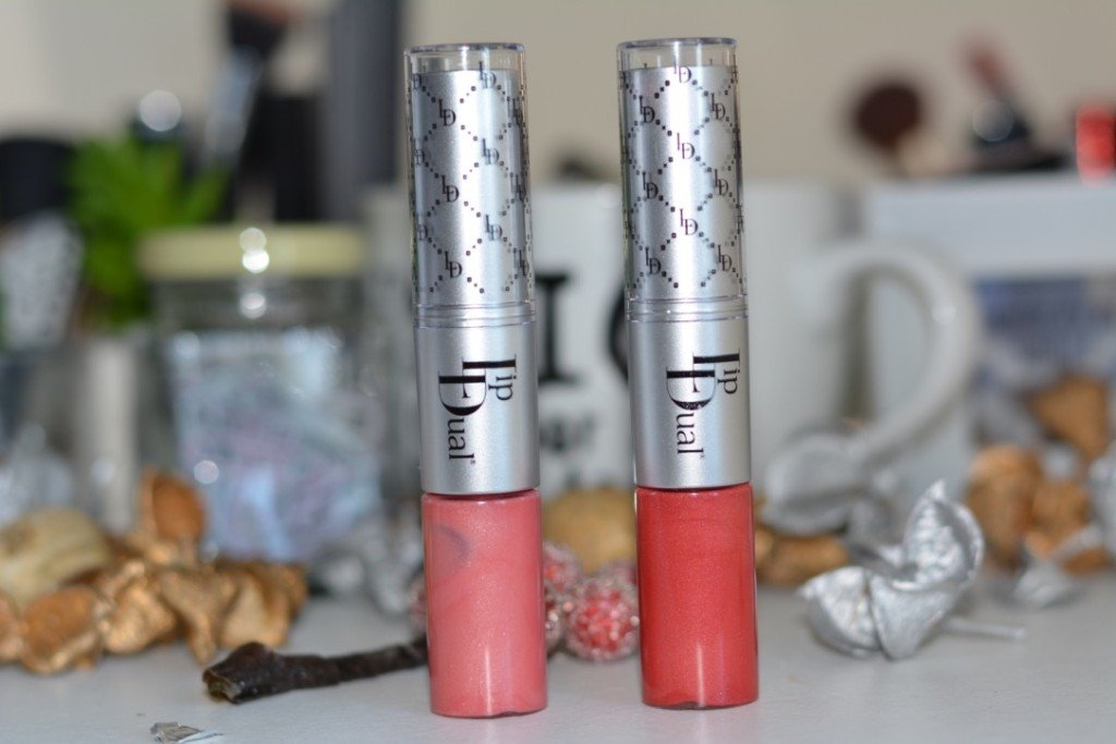 under-the-mistletoe-christmas-lip-duals-by-leighton-denny-review-swatches-1
